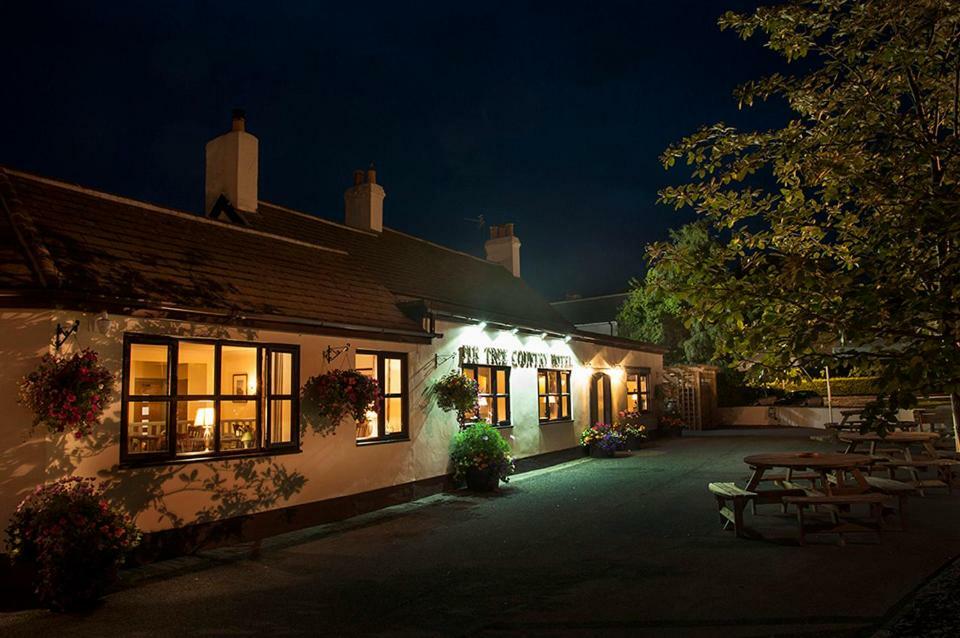The Fir Tree Country Hotel Exterior photo